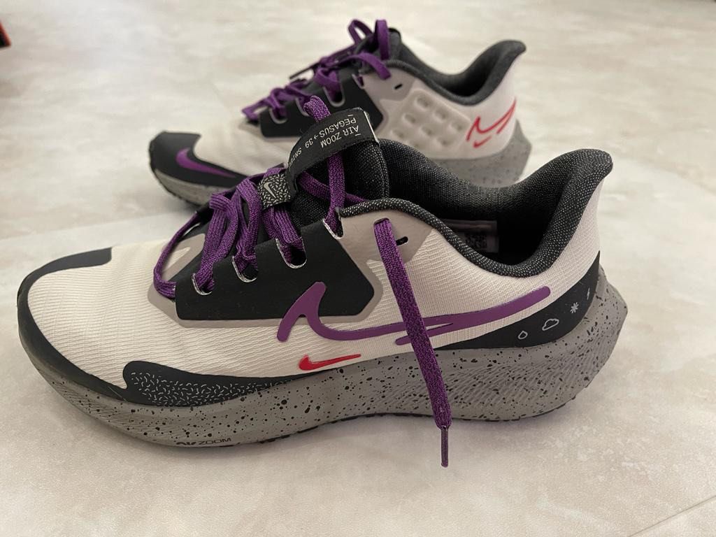 Purple nikes womens on sale