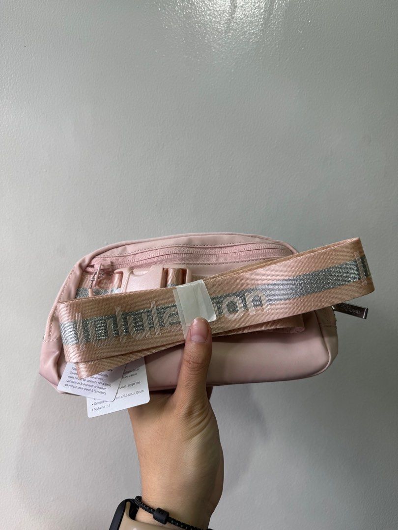  Lululemon Everywhere Belt Bag, 1L (Pink Taupe)