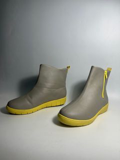 Pansy Boots