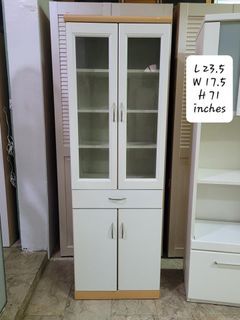 PANTRY CABINET *in good condition *adjustable shelves