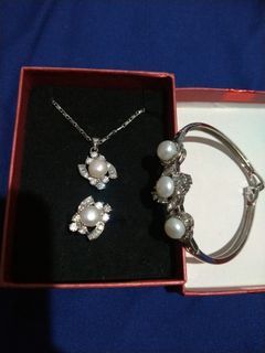 Pearl Jewelry for Wedding