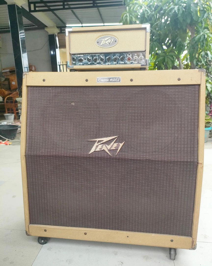 Peavey clearance classic 412es