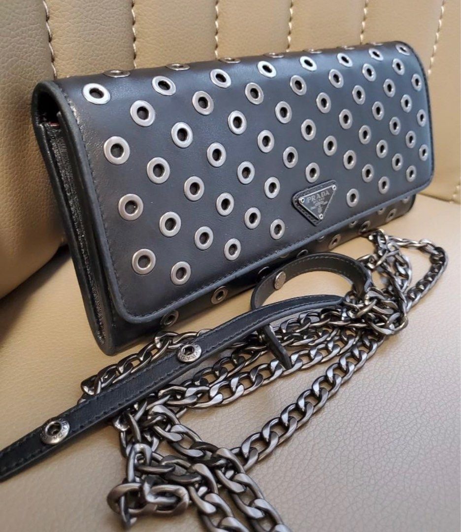 Prada Wallet on chain Last Price