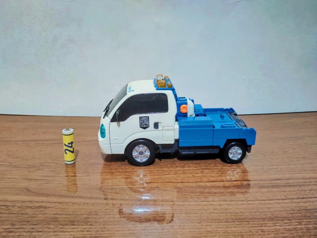 produk YOUNG TOYS TOBOT Zero Rescue Transforming Mainan Robot Truck ...