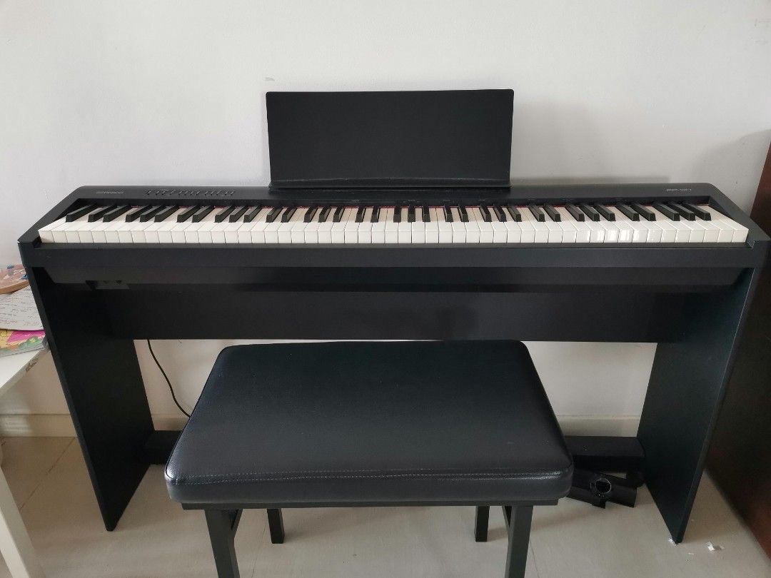 Roland FP30, Hobbies & Toys, Music & Media, Musical Instruments on ...