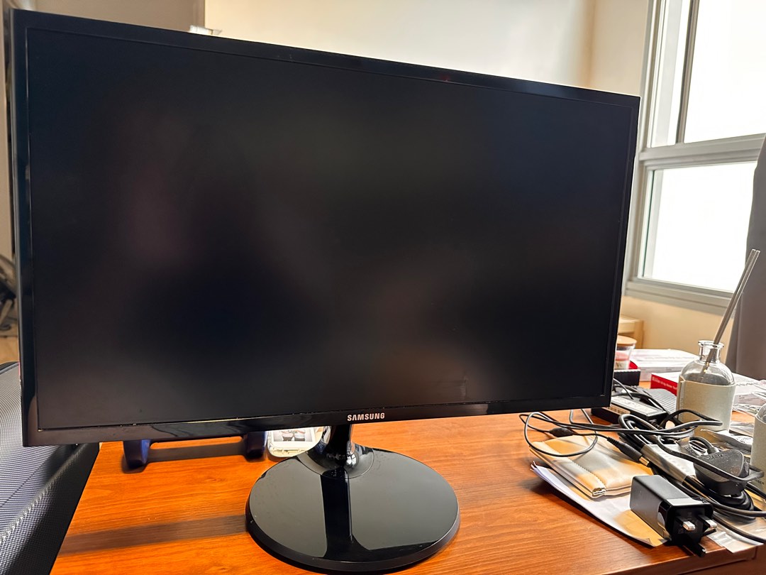 Samsung 24 inch FHD monitor, Computers & Tech, Parts & Accessories ...