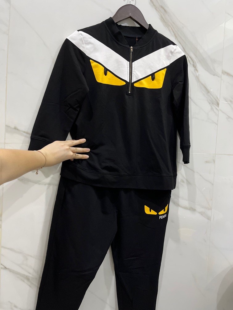 setelan jogging Fendi Olah Raga Baju Olahraga di Carousell