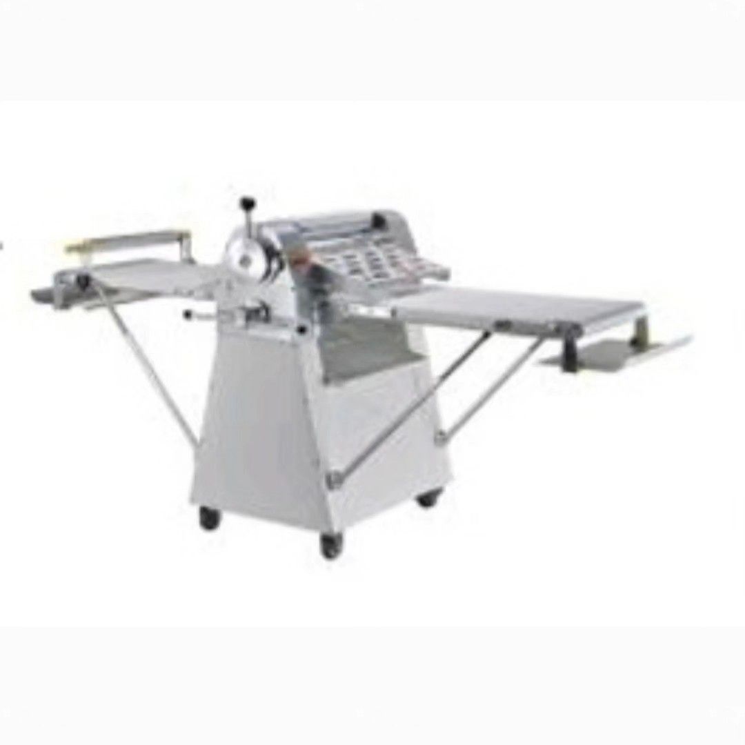13 Amp Single Phase Dough Sheeter, TV & Home Appliances, Kitchen