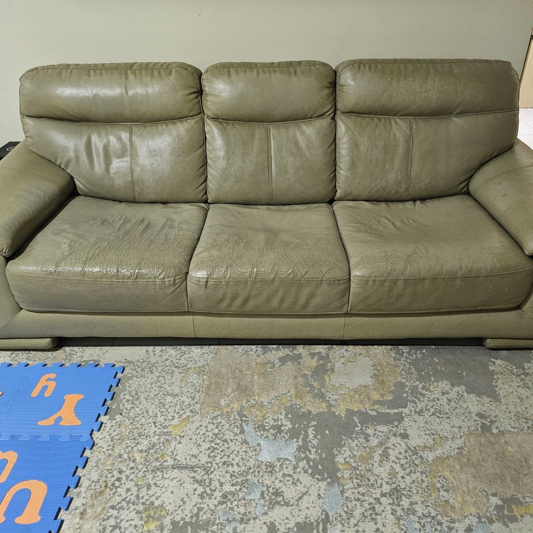 Free Sofa, Furniture & Home Living, Furniture, Sofas on Carousell
