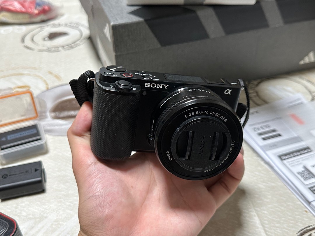 Sony ZV-E10, Photography, Cameras on Carousell