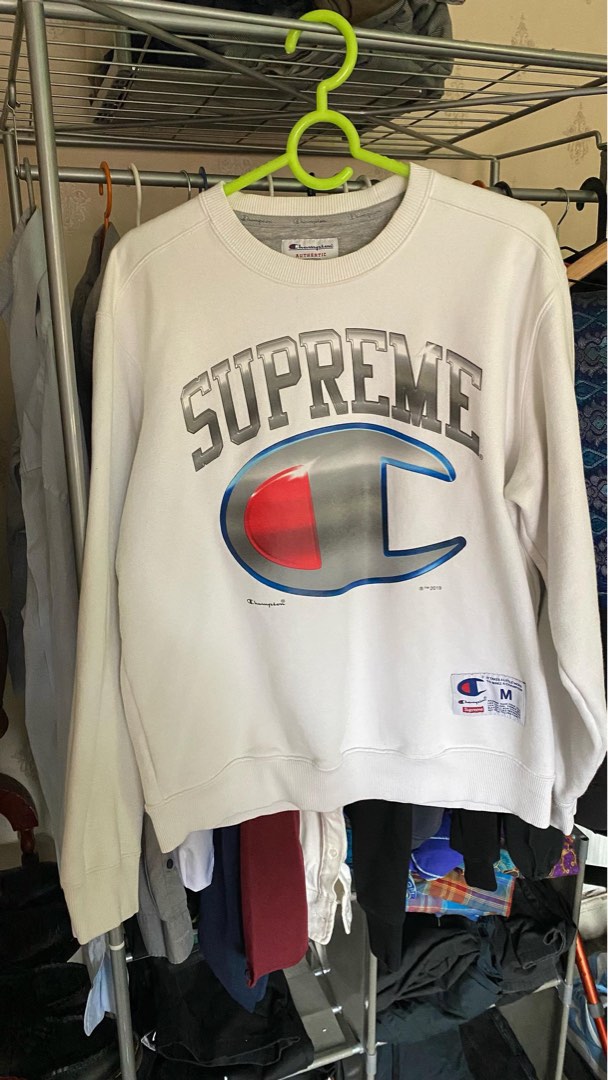 Supreme Champion Chrome Crewneck 好評受付中 - トップス