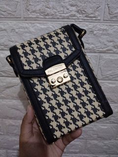 (Kategori: ) berada di . Dikirim oleh lrachmadani (ID iklan 1269832157, Gambar 1). Deskripsi: .