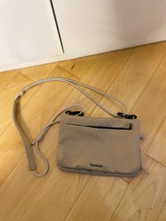 （分類：）位於 。 由 iloow 提交（商品編號 1269796953，圖片 1）。簡介： 。