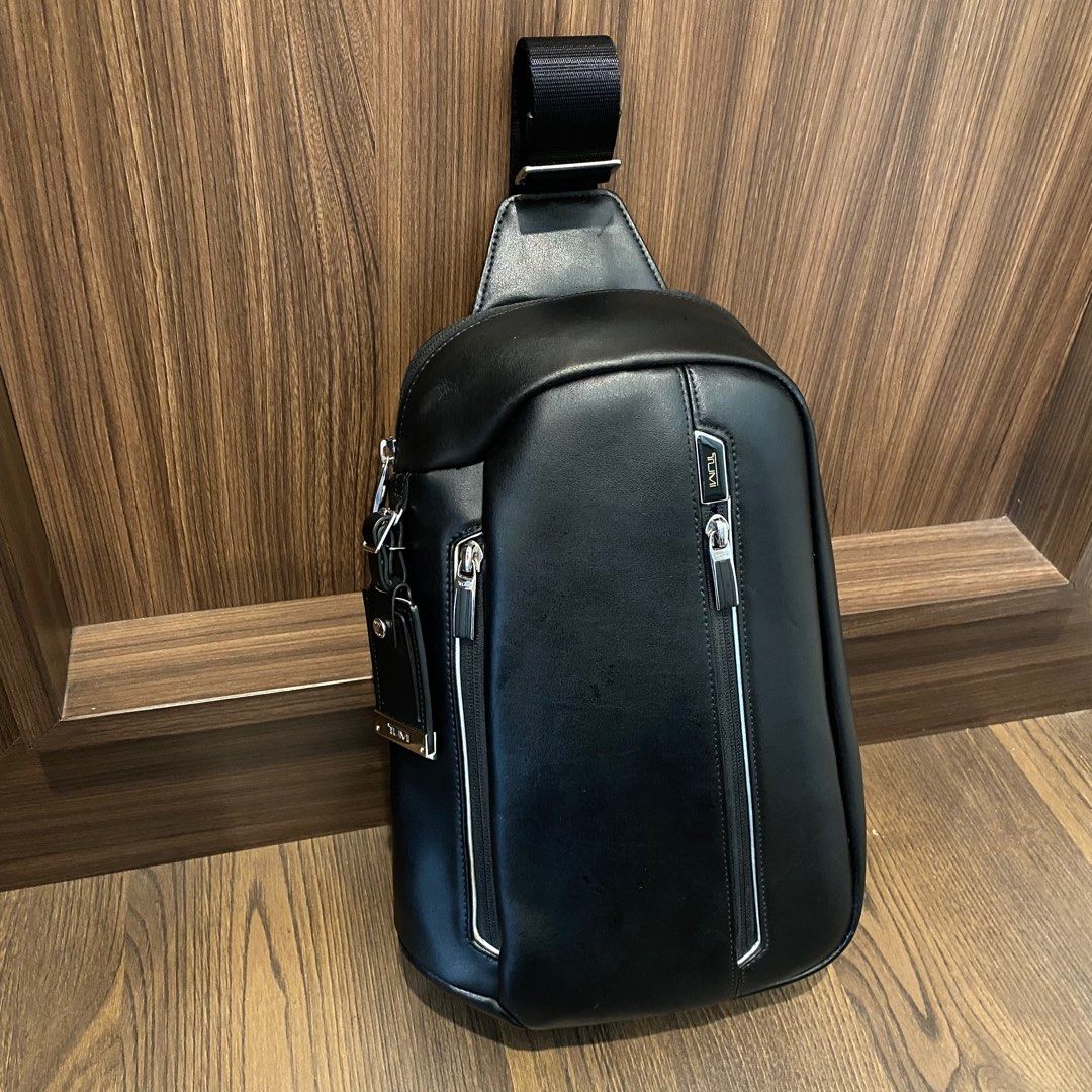 Tumi arrive massena sling sale