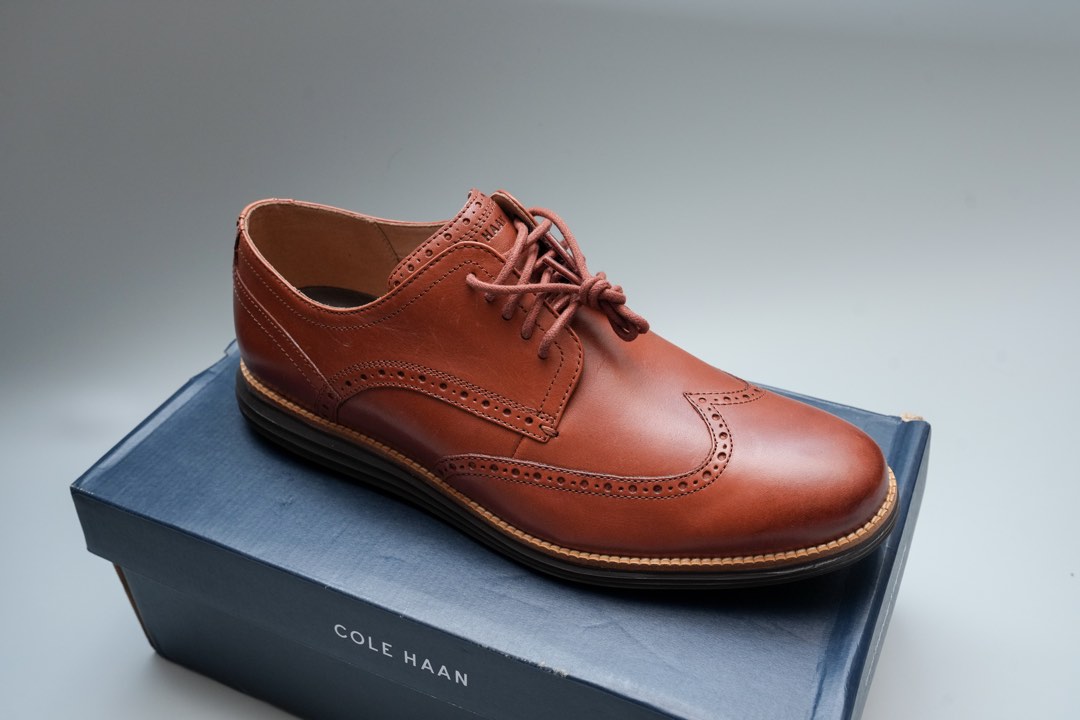 Cole haan 13 wide store
