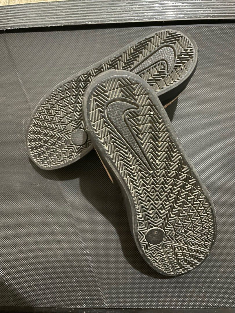 Used Womens Nike SB SolarSoft (Category: Sneakers) located in Mangaldan. Submitted by prelovedstuffcm (Listing ID 1269896502, Image 3). Description: Selling my Original Nike SB women's solarsoft. size 5.5 condition: used but not abused just needs cleaning lang. hindi ko na siya madalas gamitin..