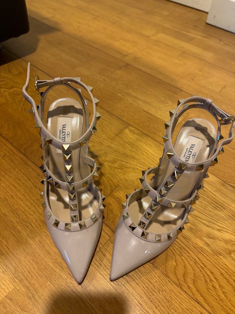 Heels sales valentino garavani