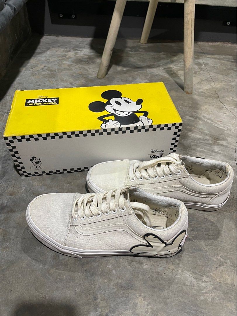 Disney x vans old skool mickey mouse true white discount