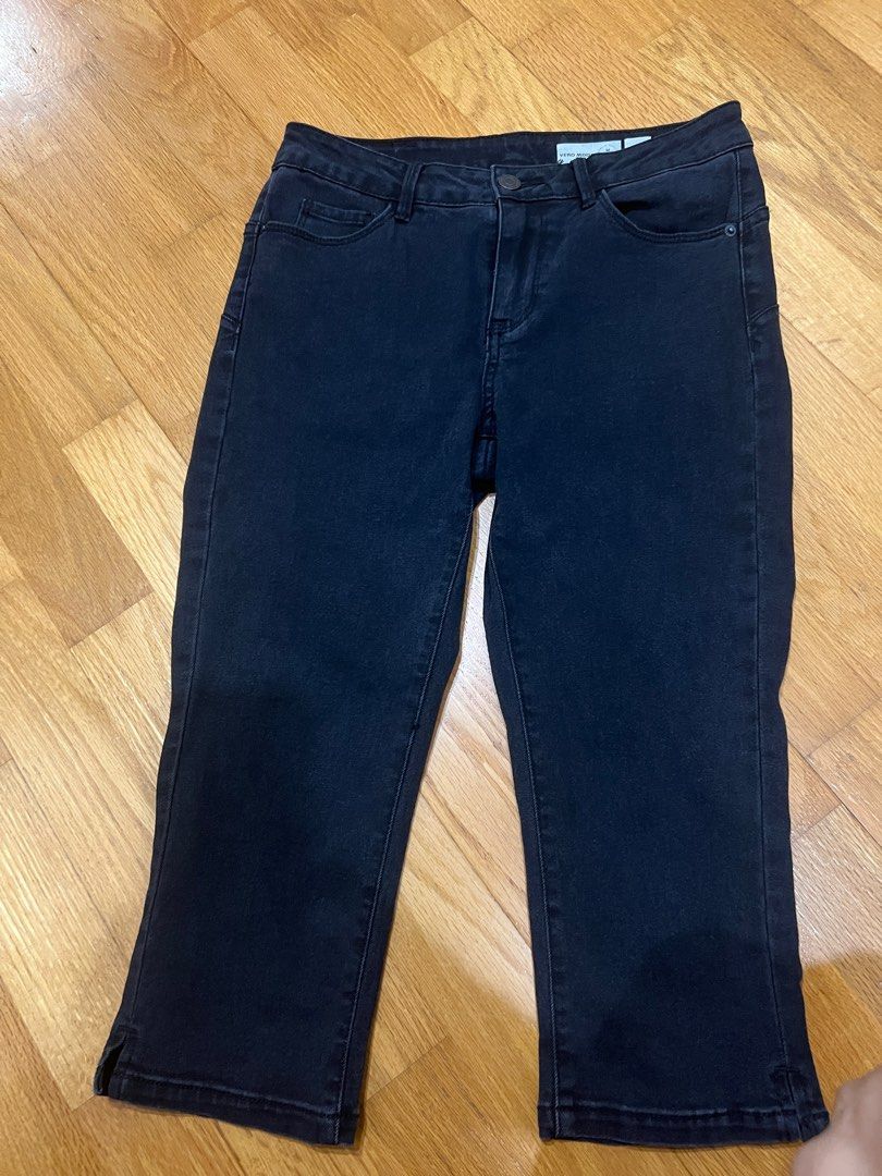 Vero Moda black capri jeans Women s Fashion Bottoms Jeans on