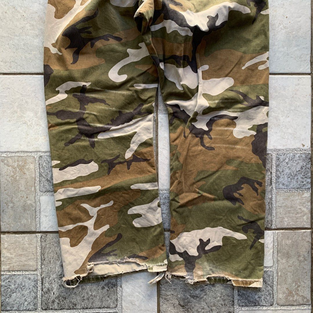 Express camouflage pants top