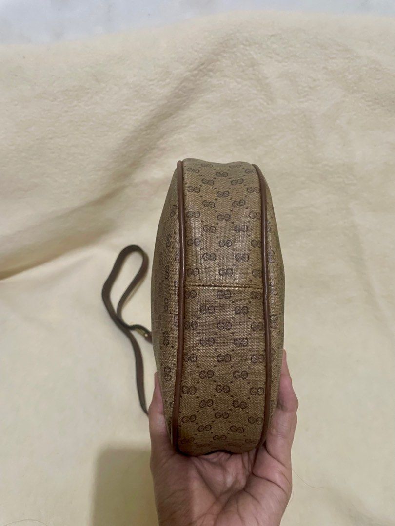Authentic Vintage Gucci Crossbody bag (Category: Luxury Bags & Wallets) located in San Pablo. Submitted by prelovedbymistyblue (Listing ID 1269852619, Image 3). Description: Authentic Gucci GG crossbody bag. japan preloved. No rubs on the handles/PVC leather. Vintage bag. Still very nice. Selling low for 8800, dowm to 8000 then 7700 then 7300, down to 6800, then 6500, down to 6000..