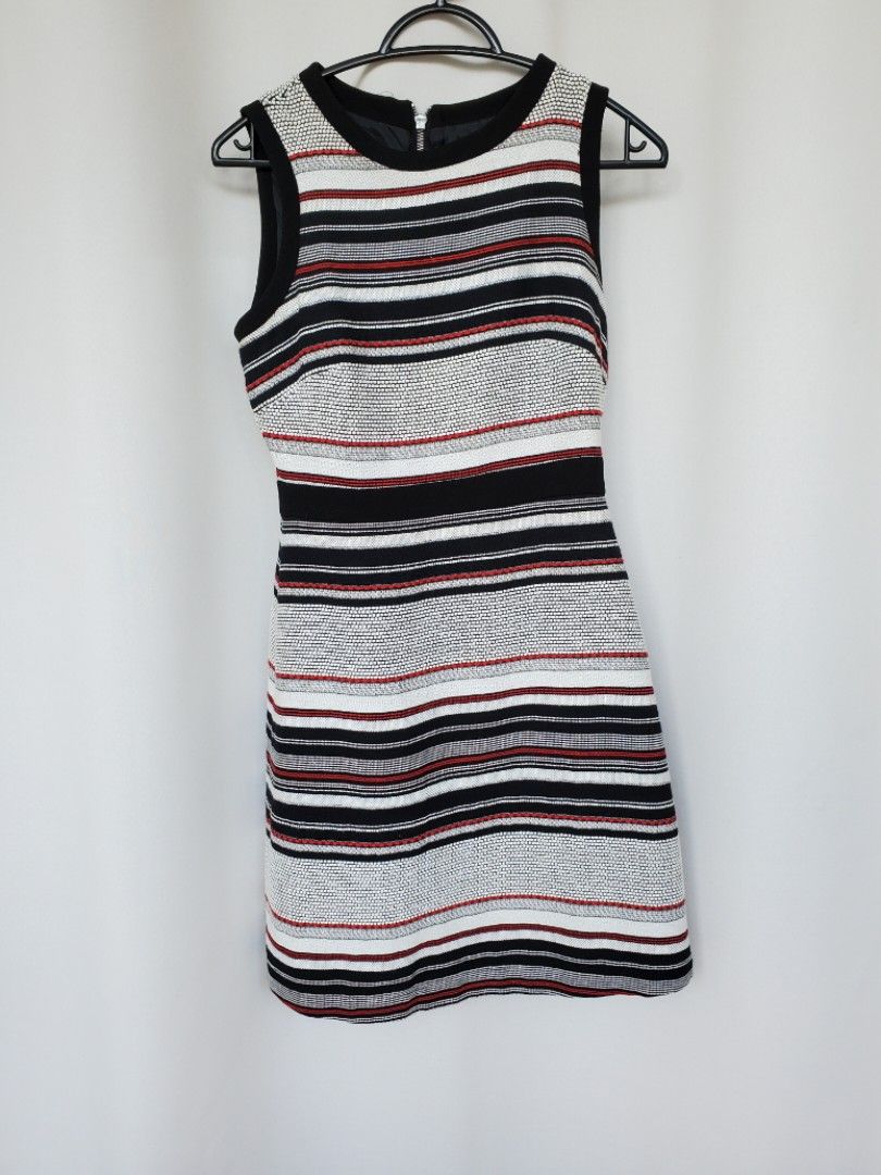 Warehouse Woven Office Dress (Category: Dresses) located in Makati City. Submitted by tencel (Listing ID 1269824327, Image 1). Description: Warehouse Woven Office Dress - New without tags - Size S - Perfect for the office.
