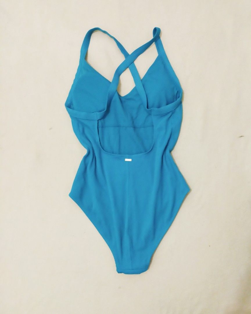 (XL) ROXY MIND OF FREEDOM ONE PIECE SWIMSUIT, Women's Fashion, Swimwear