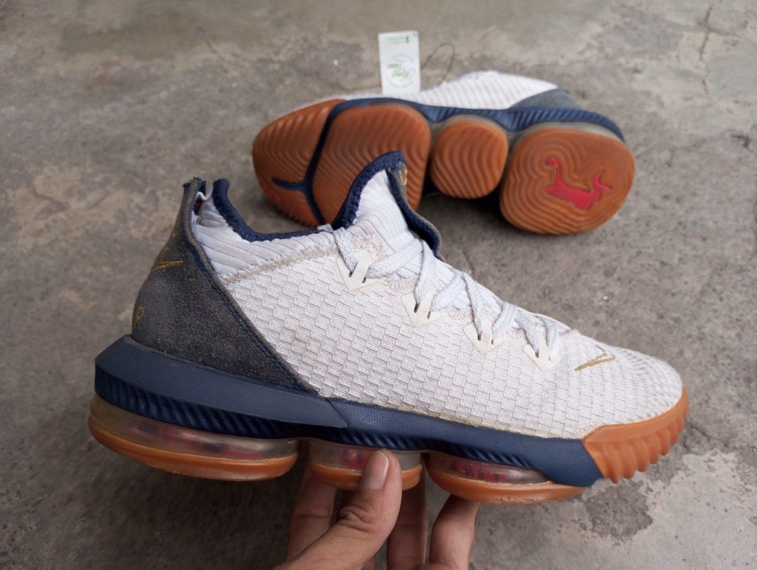 Nike lebron 215 outlet