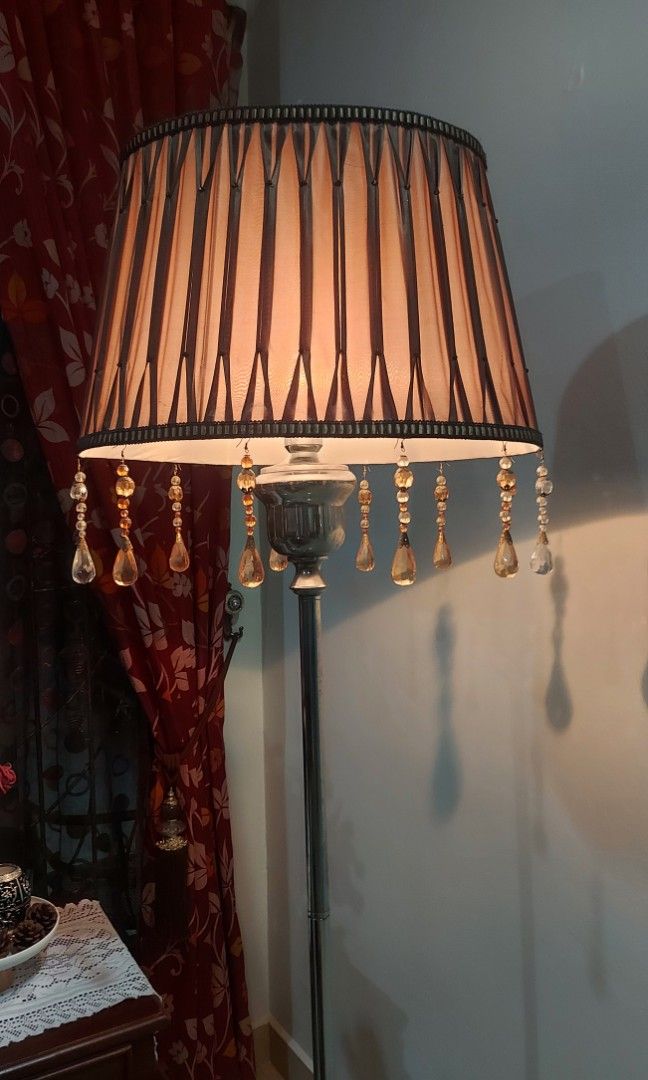 6ft outlet floor lamp