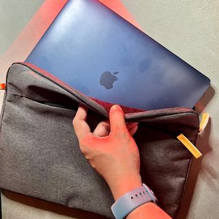  Macbook / BRANDED Laptop Bag Sleeves SKYLITE