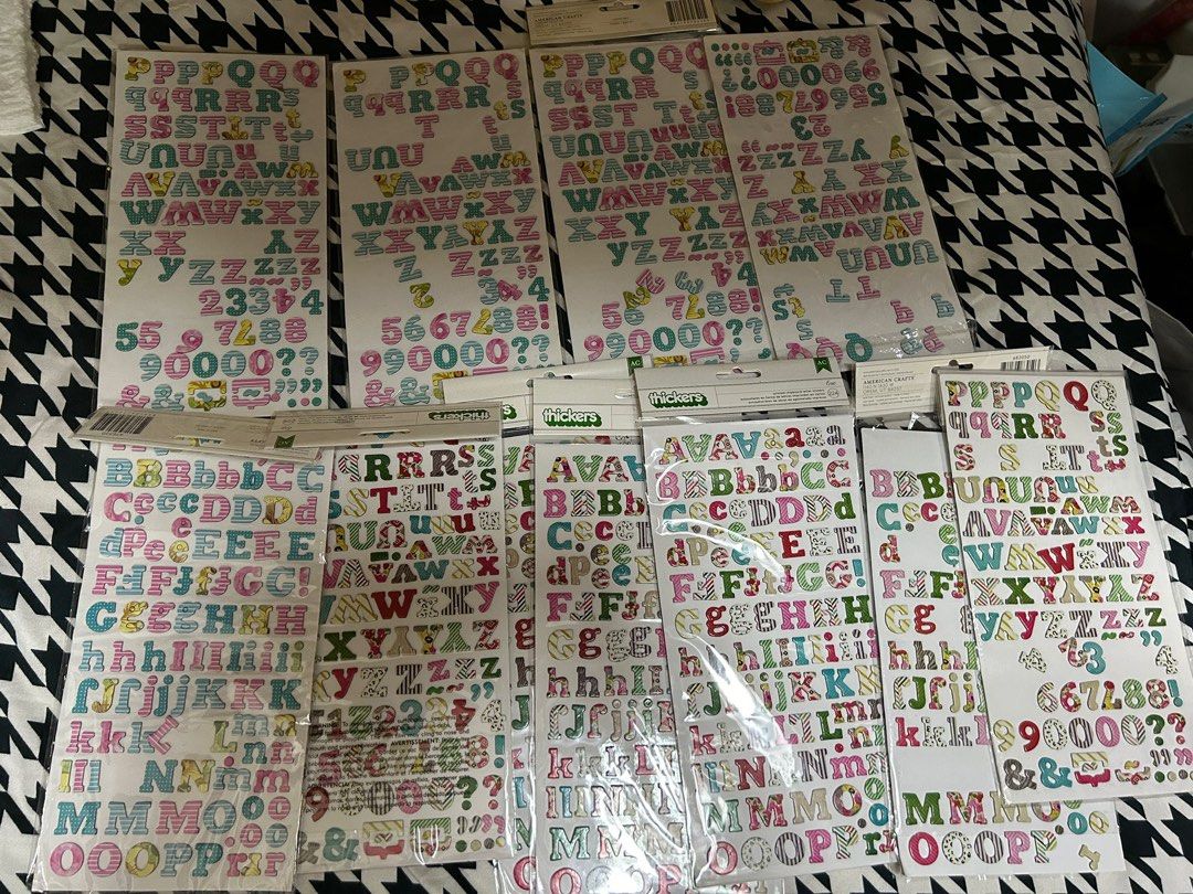 英文子母貼紙sticker, 興趣及遊戲, 手作＆自家設計, 其他- Carousell