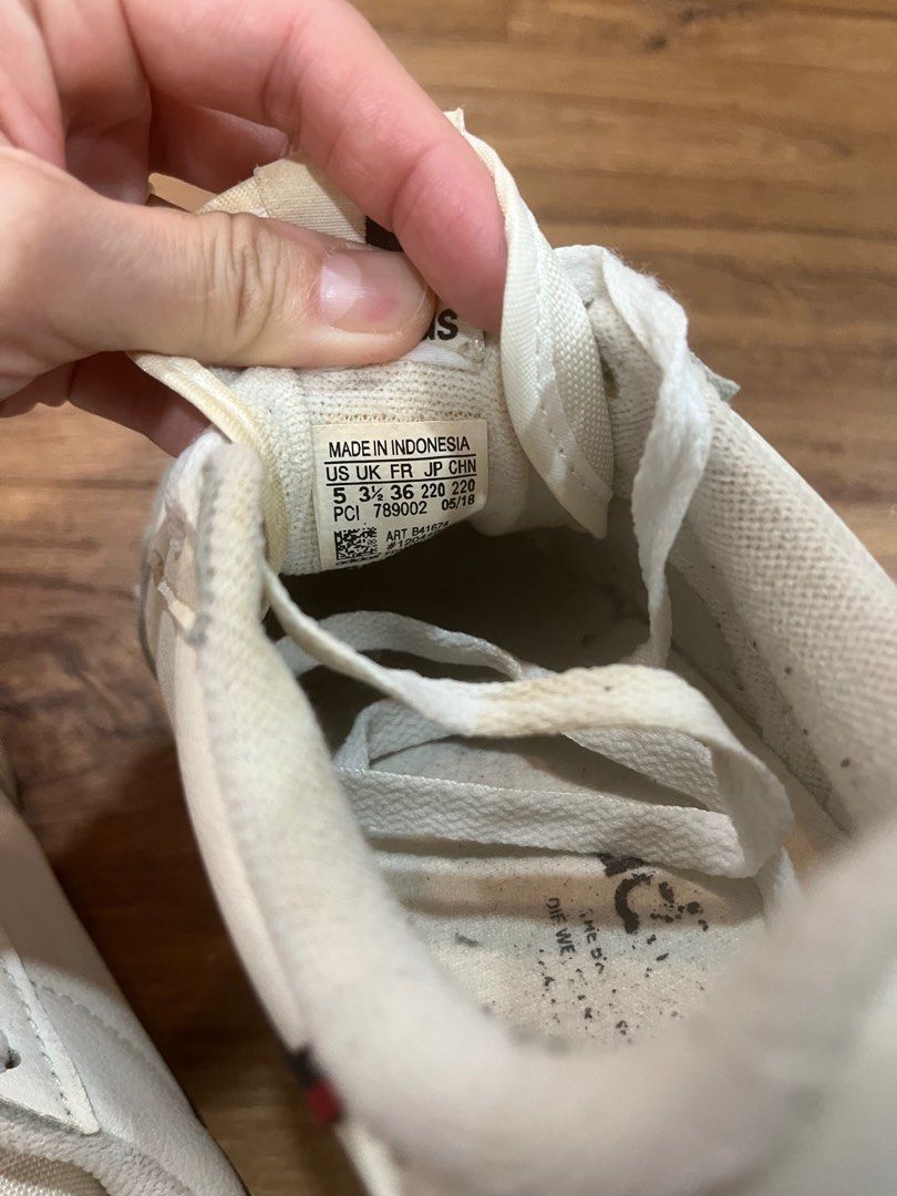 Adidas Continental