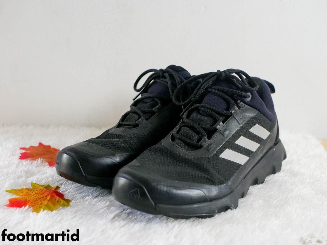 Adidas terrex voyager deals cw cp sneaker