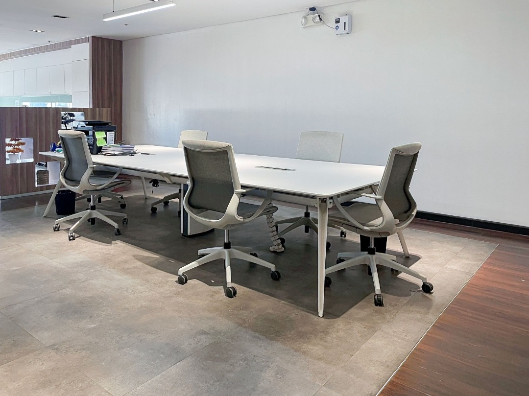 (Category: ) located in . Submitted by regus_official (Listing ID 1140037004, Image 1). Description: .