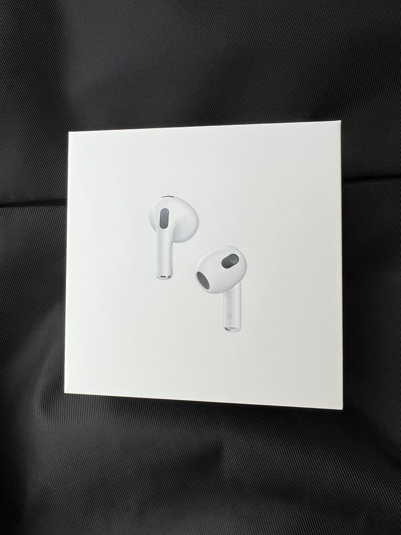 Apple Airpods Gen 3 Lightning Charging Case, Audio, Earphones on