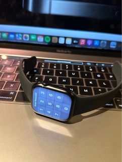 Apple Watch Series 8