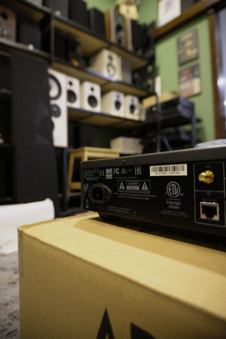 Arcam CDS50 Sabre ESS 9038 32bit DAC CD & SACD player with RCA & XLR