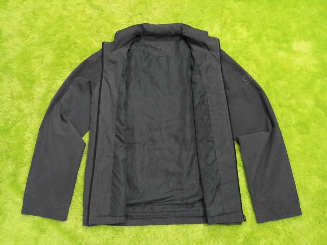 Jaket tumi online