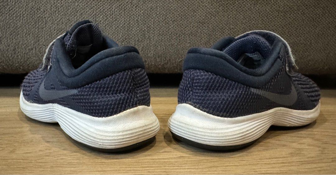 nike revolution 4 28