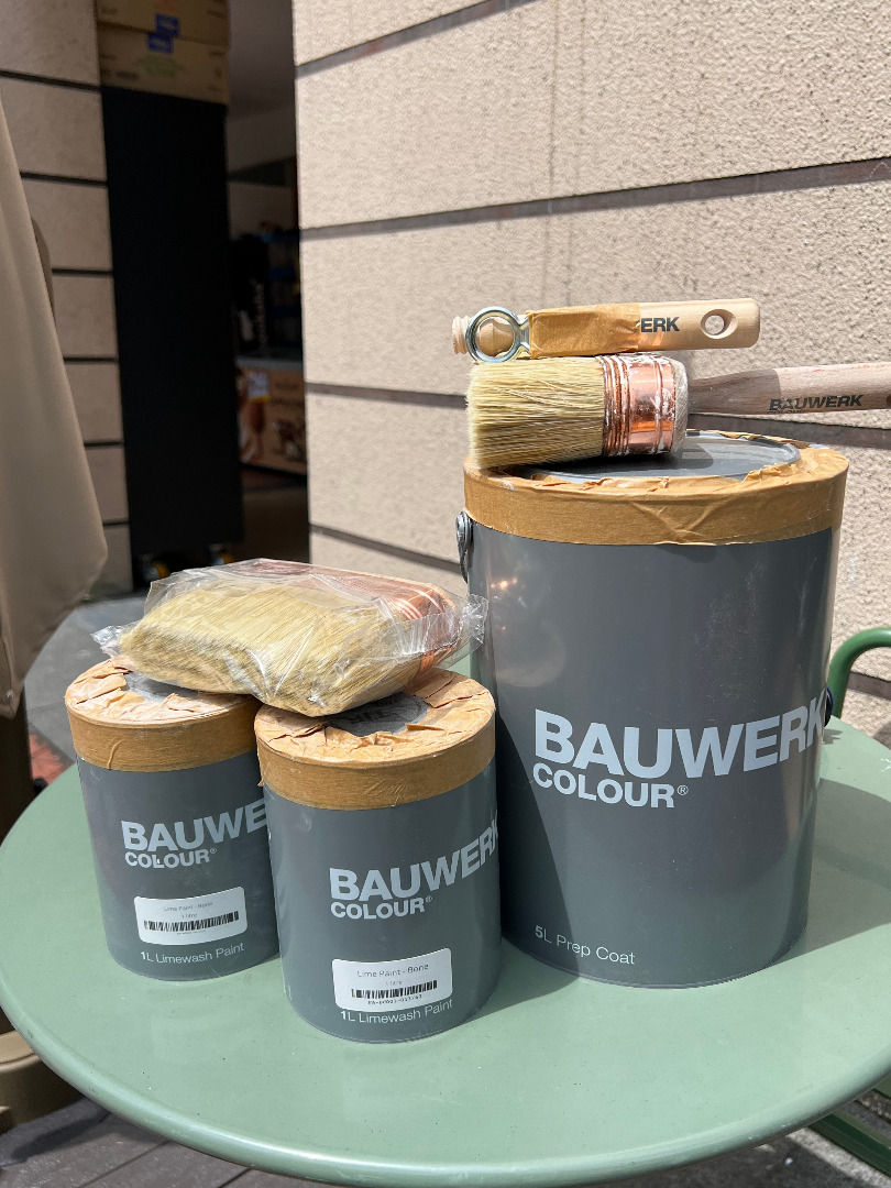 BAUWERK LIMEWASH PAINT BONE + PRIMER + BRUSHES, Hobbies & Toys