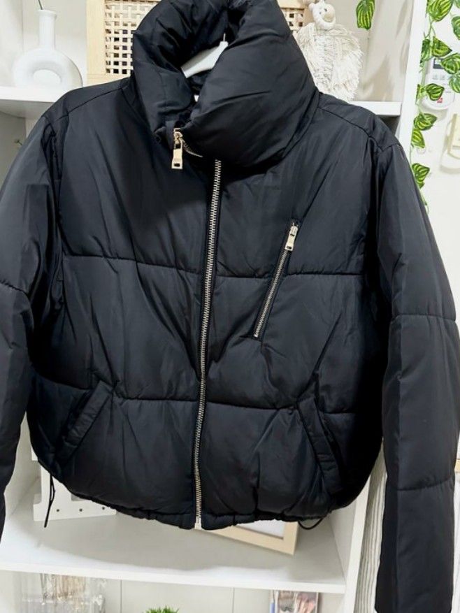 Depop girl bershka puffer jacket top