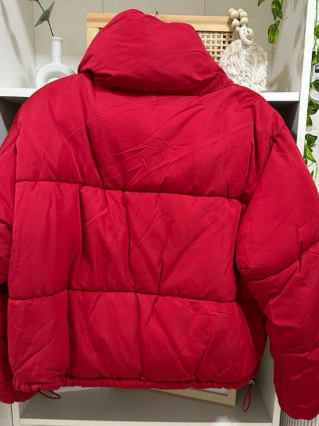 Bershka sale red puffer