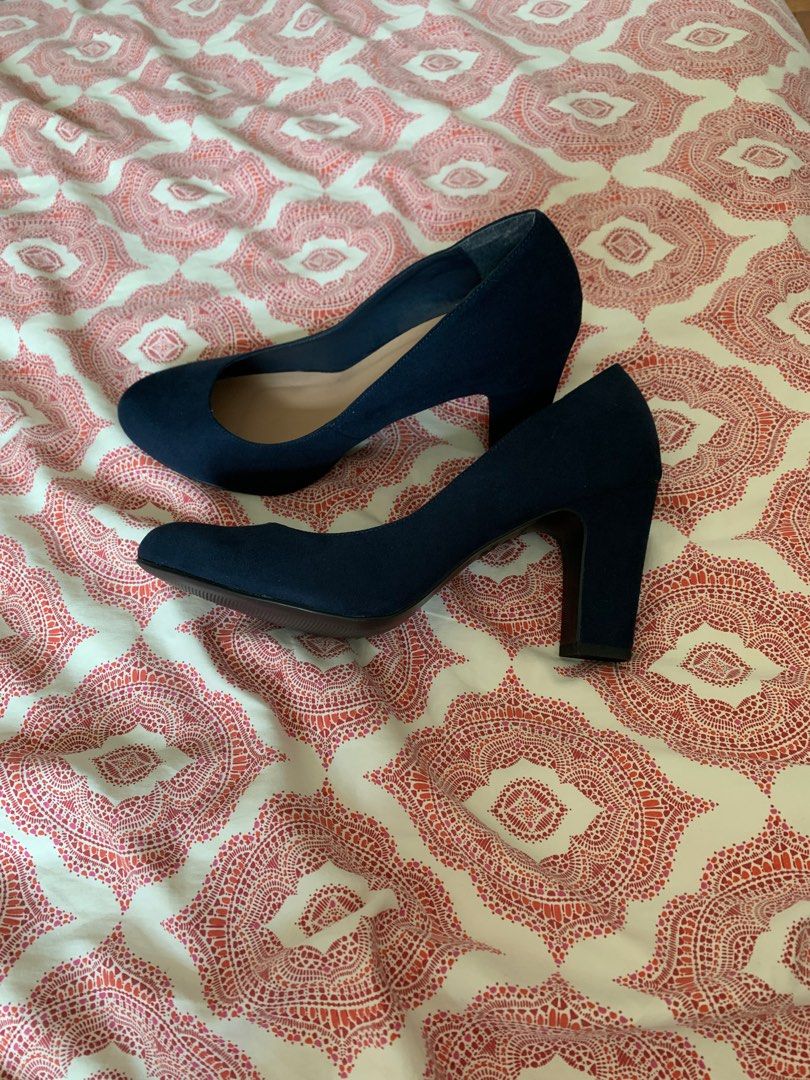 powder blue court shoes