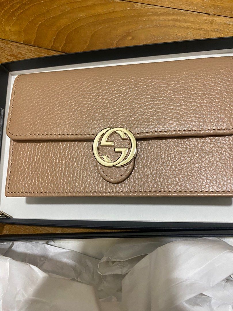 BNIB Gucci woc