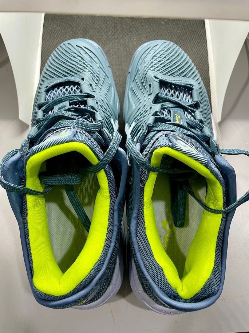Asics non slip shoes hot sale