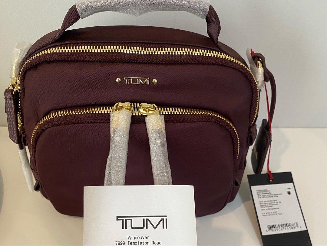 Tumi trinoma top