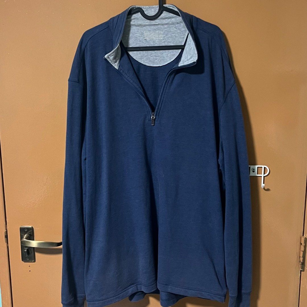 casual zip up
