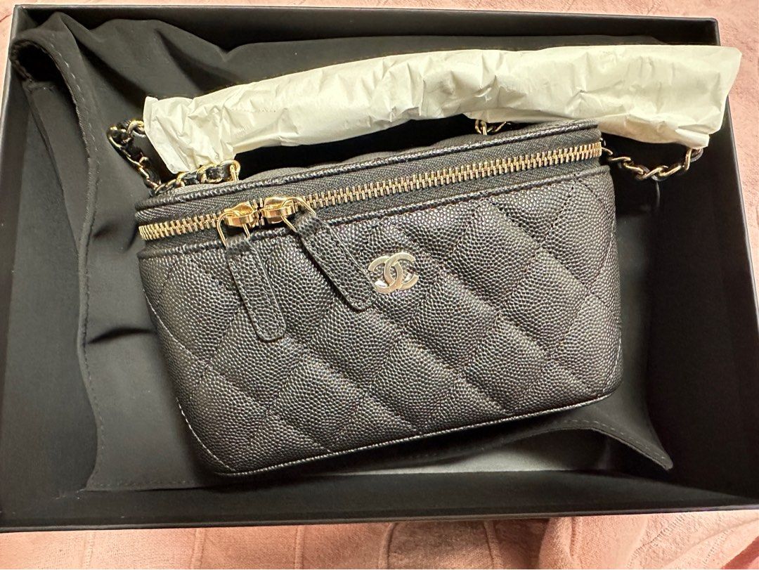 Chanel online classic vanity
