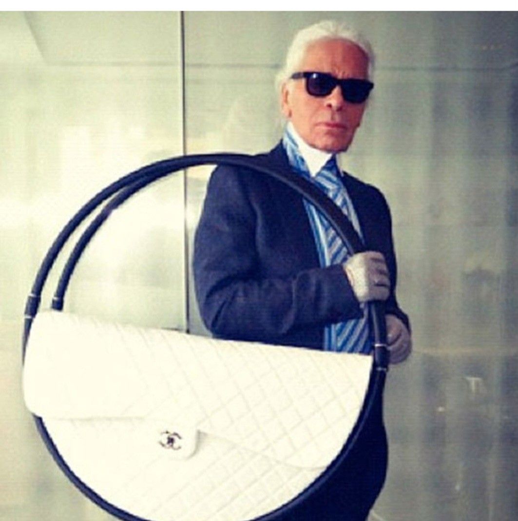 White store bag chanel