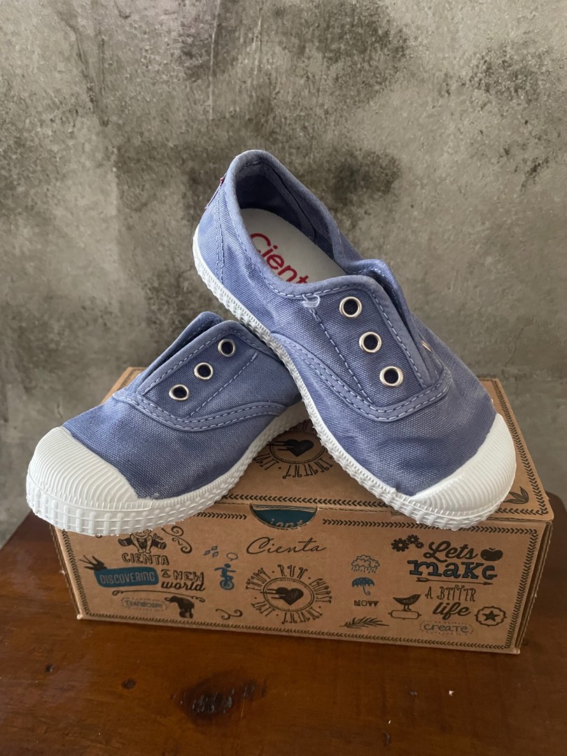 Cienta Kids Slip-ons, Babies Kids, Babies Kids Fashion on - Main Image